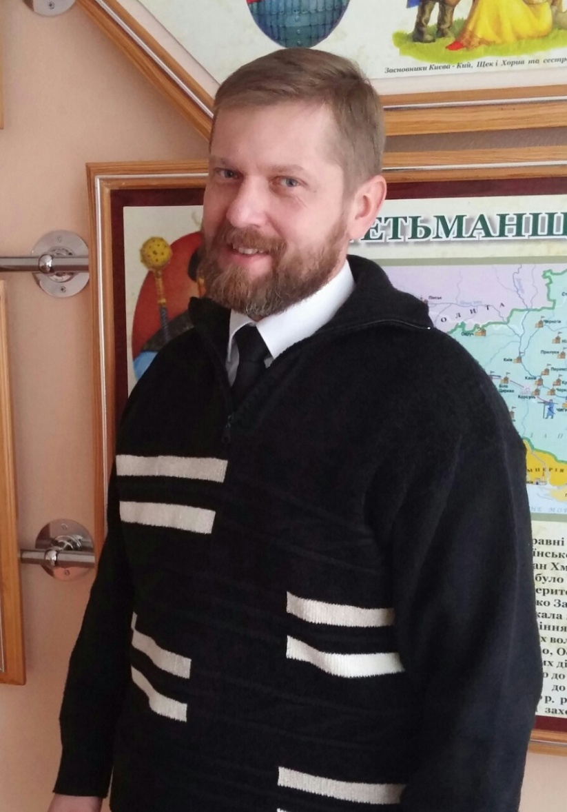 D:\Фото колег КПЛ 2018\28 О.С.jpg